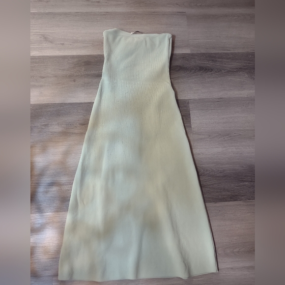 Zara Strapless Sage Green Midi Dress - Picture 5 of 8